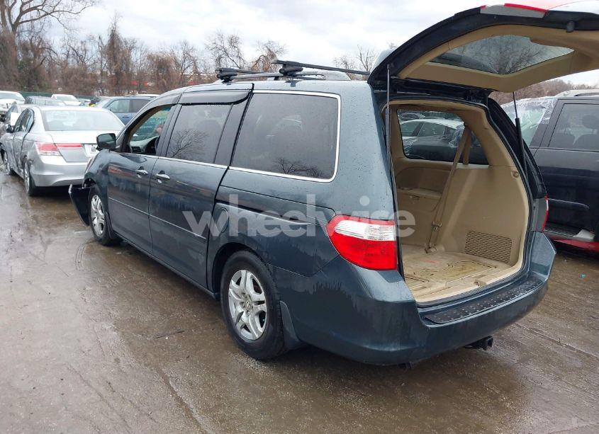 Photo 3 of 2005 Honda Odyssey EX (VIN 5FNRL38435B401347)