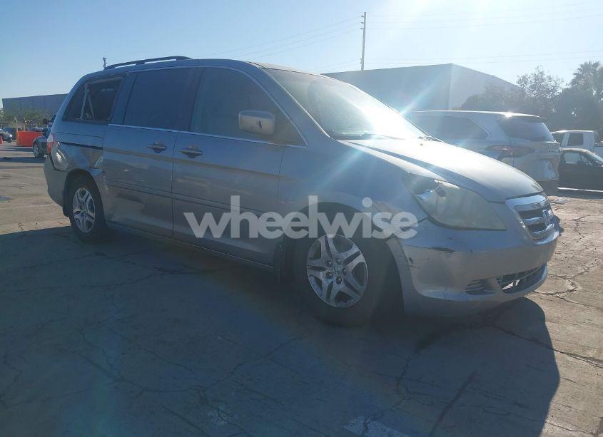 2006 Honda Odyssey EX (VIN 5FNRL38436B041546) main photo