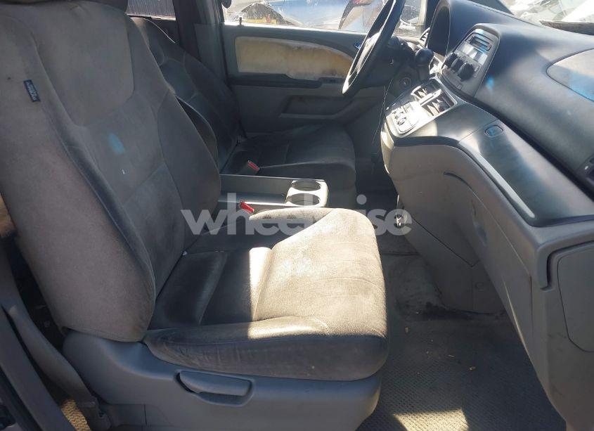 Photo 5 of 2006 Honda Odyssey EX (VIN 5FNRL38436B041546)