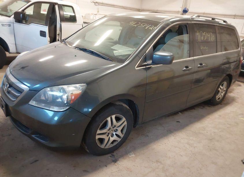 Photo 2 of 2006 Honda Odyssey EX (VIN 5FNRL38436B454731)