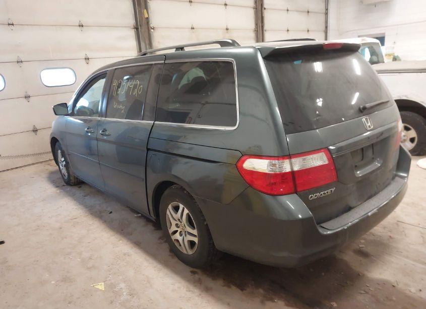 Photo 3 of 2006 Honda Odyssey EX (VIN 5FNRL38436B454731)