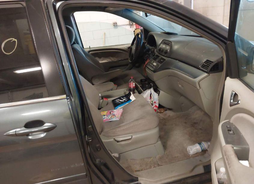 Photo 5 of 2006 Honda Odyssey EX (VIN 5FNRL38436B454731)