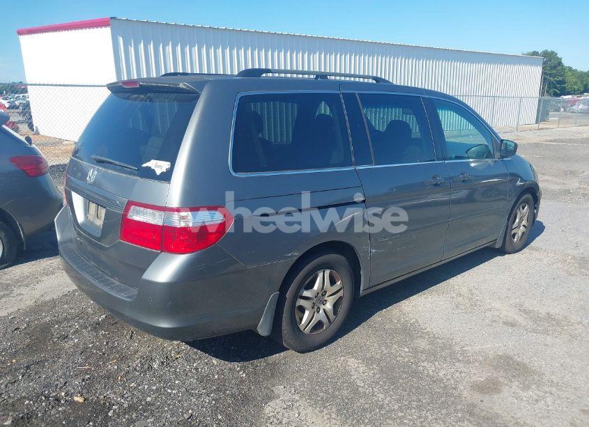 Photo 4 of 2007 Honda Odyssey EX (VIN 5FNRL38437B428017)