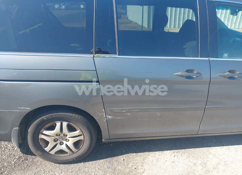 Photo 6 of 2007 Honda Odyssey EX (VIN 5FNRL38437B428017)