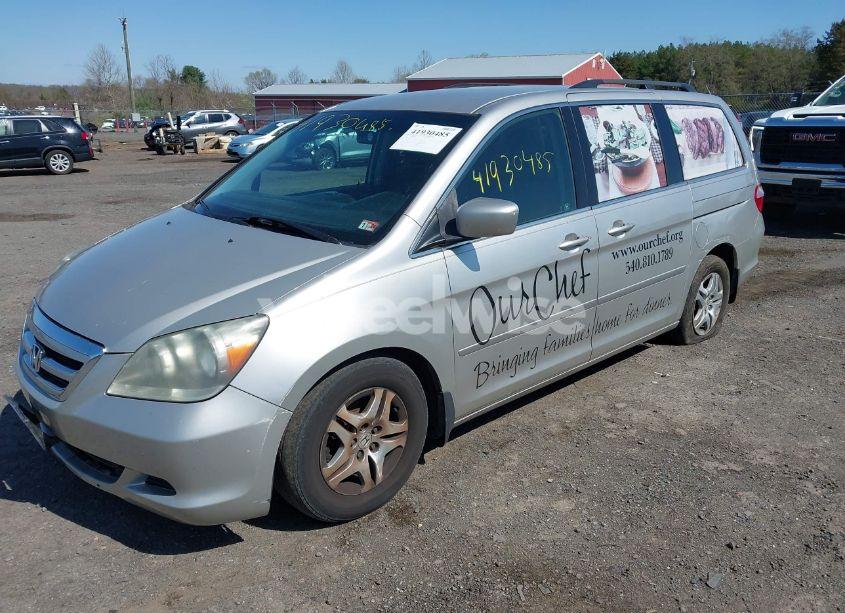 Photo 2 of 2007 Honda Odyssey EX (VIN 5FNRL38437B441110)