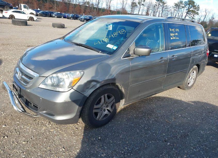 Photo 2 of 2007 Honda Odyssey EX (VIN 5FNRL38437B449577)