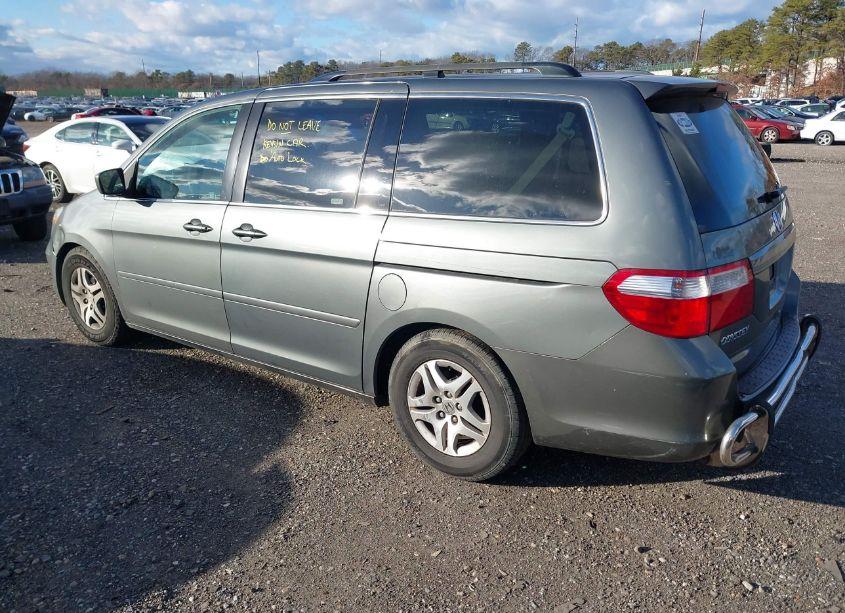 Photo 3 of 2007 Honda Odyssey EX (VIN 5FNRL38437B449577)