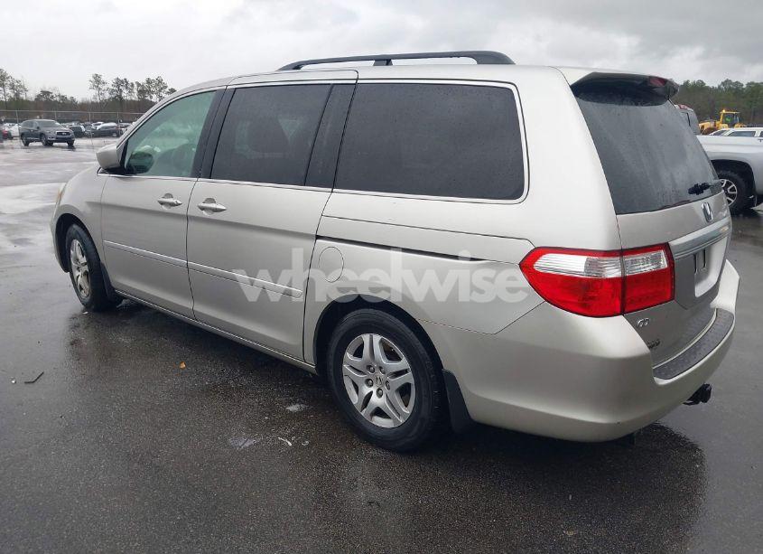 Photo 3 of 2007 Honda Odyssey EX (VIN 5FNRL38437B451300)