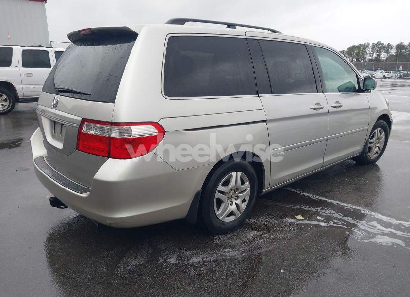 Photo 4 of 2007 Honda Odyssey EX (VIN 5FNRL38437B451300)