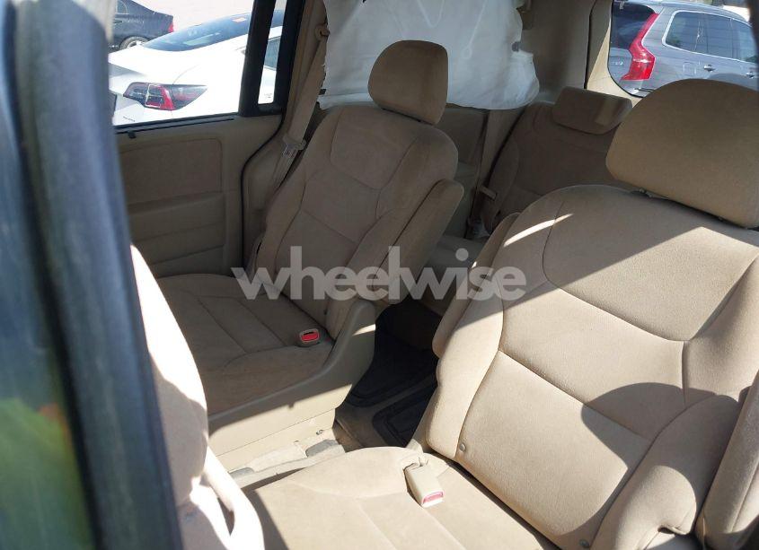 Photo 8 of 2005 Honda Odyssey EX (VIN 5FNRL38445B401096)