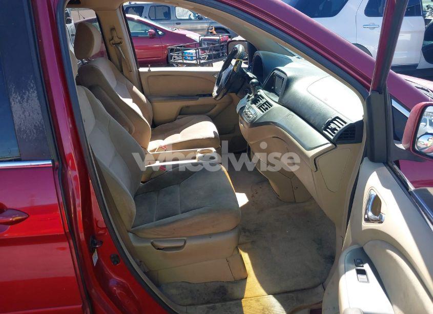 Photo 5 of 2005 Honda Odyssey EX (VIN 5FNRL38445B401163)