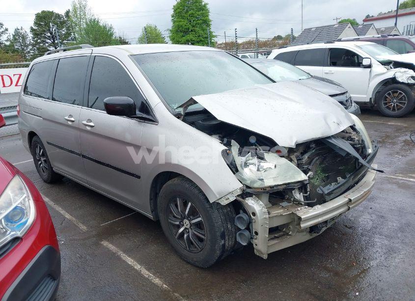 2005 Honda Odyssey EX (VIN 5FNRL38445B412759) main photo