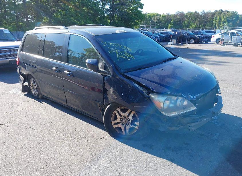 2006 Honda Odyssey EX (VIN 5FNRL38446B012167) main photo