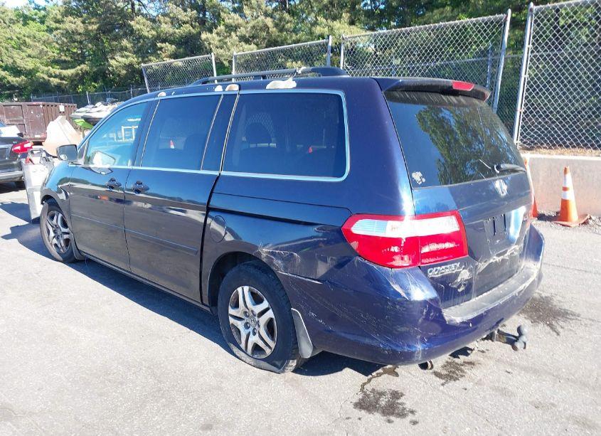 Photo 3 of 2006 Honda Odyssey EX (VIN 5FNRL38446B012167)