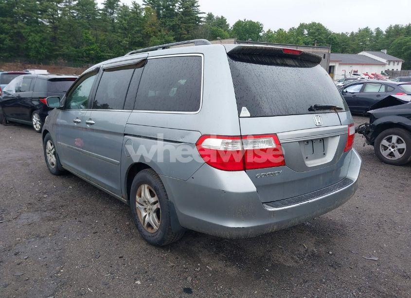Photo 3 of 2006 Honda Odyssey EX (VIN 5FNRL38446B080677)