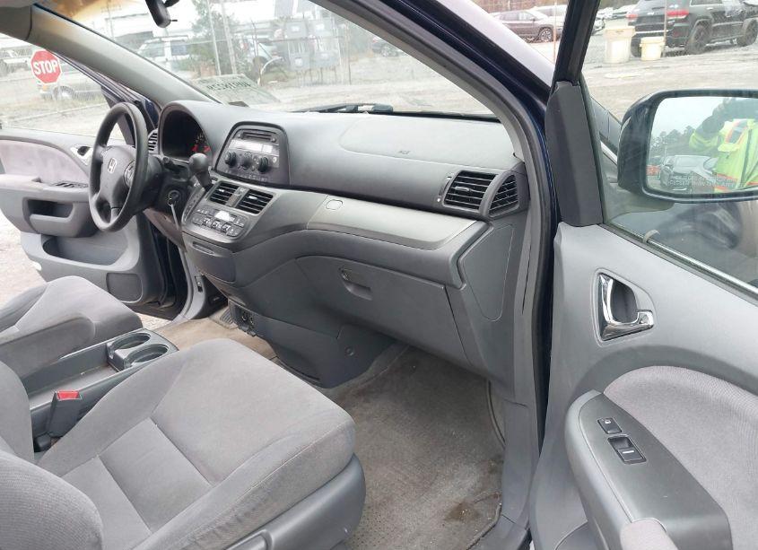 Photo 5 of 2006 Honda Odyssey EX (VIN 5FNRL38446B090478)