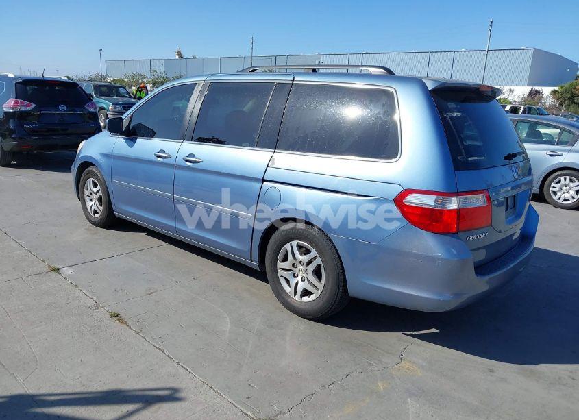 Photo 3 of 2007 Honda Odyssey EX (VIN 5FNRL38447B005270)