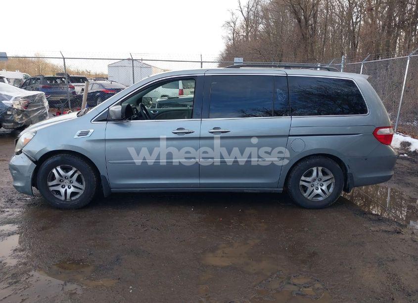Photo 14 of 2007 Honda Odyssey EX (VIN 5FNRL38447B007374)