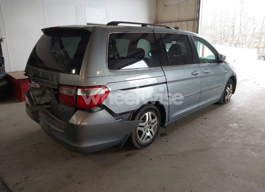 Photo 4 of 2007 Honda Odyssey EX (VIN 5FNRL38447B008766)