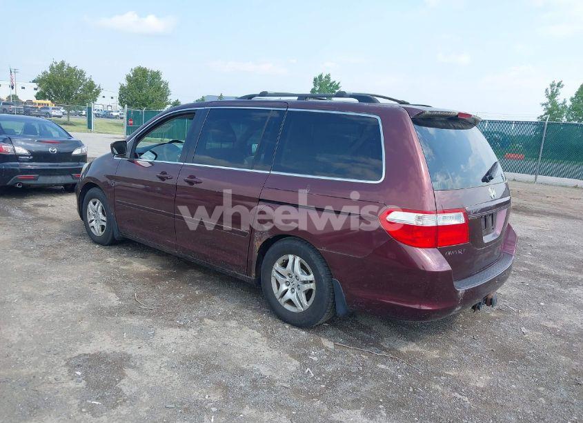 Photo 3 of 2007 Honda Odyssey EX (VIN 5FNRL38447B118071)