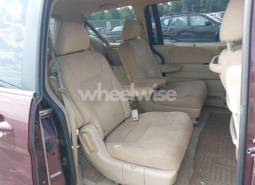 Photo 8 of 2007 Honda Odyssey EX (VIN 5FNRL38447B118071)