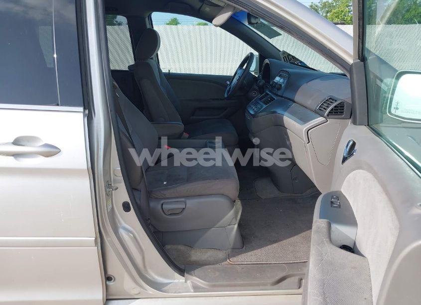 Photo 5 of 2008 Honda Odyssey EX (VIN 5FNRL38448B002256)