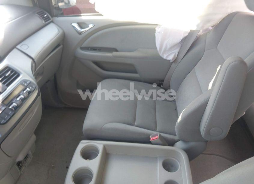 Photo 5 of 2009 Honda Odyssey EX (VIN 5FNRL38449B018894)