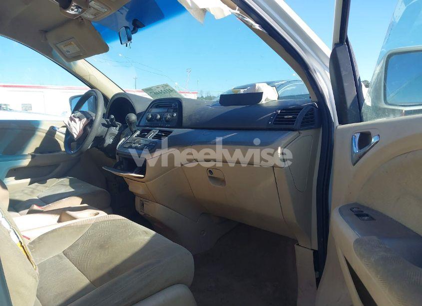 Photo 5 of 2009 Honda Odyssey EX (VIN 5FNRL38449B059736)