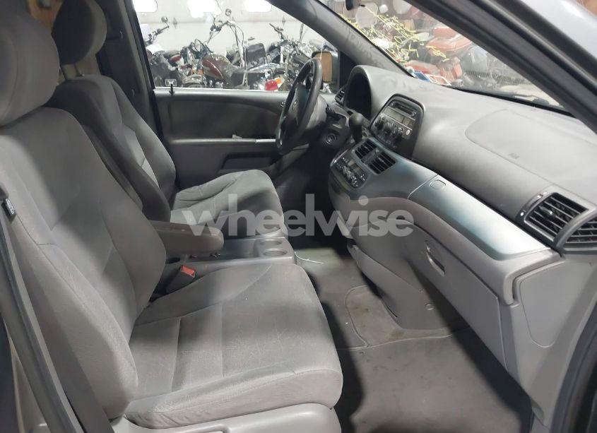 Photo 5 of 2009 Honda Odyssey EX (VIN 5FNRL38449B412671)