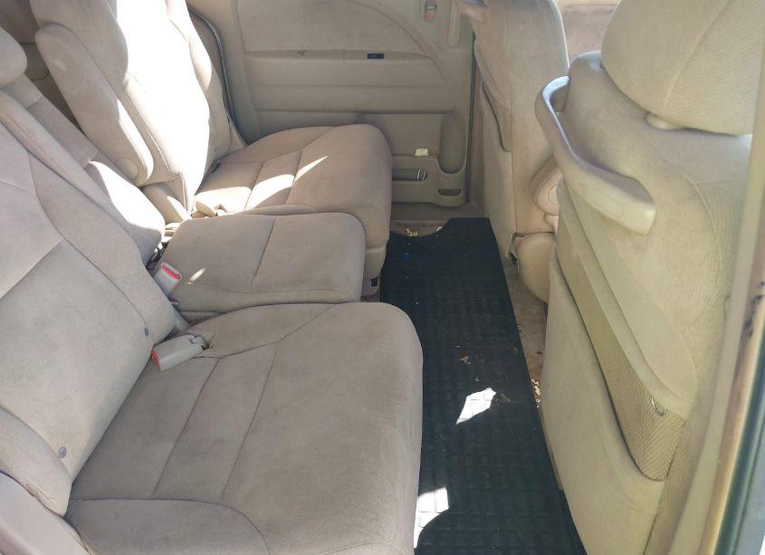 Photo 8 of 2005 Honda Odyssey EX (VIN 5FNRL38455B002858)