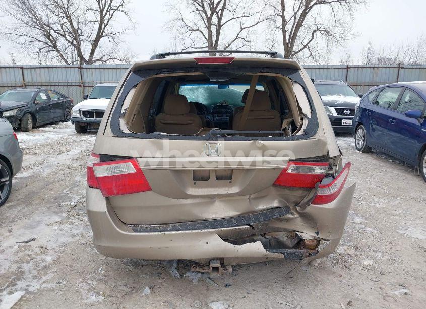 Photo 6 of 2005 Honda Odyssey EX (VIN 5FNRL38455B403116)