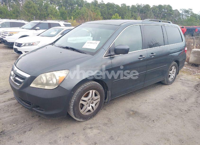 Photo 2 of 2006 Honda Odyssey EX (VIN 5FNRL38456B017684)