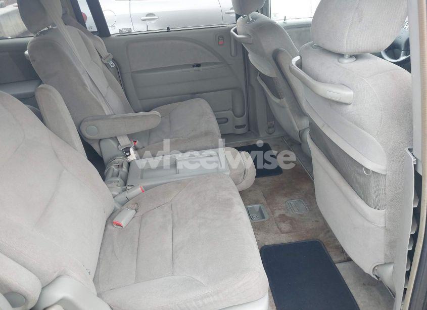 Photo 8 of 2006 Honda Odyssey EX (VIN 5FNRL38456B017684)