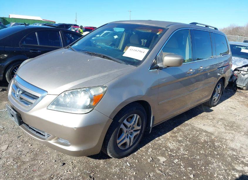 Photo 2 of 2006 Honda Odyssey EX (VIN 5FNRL38456B457002)