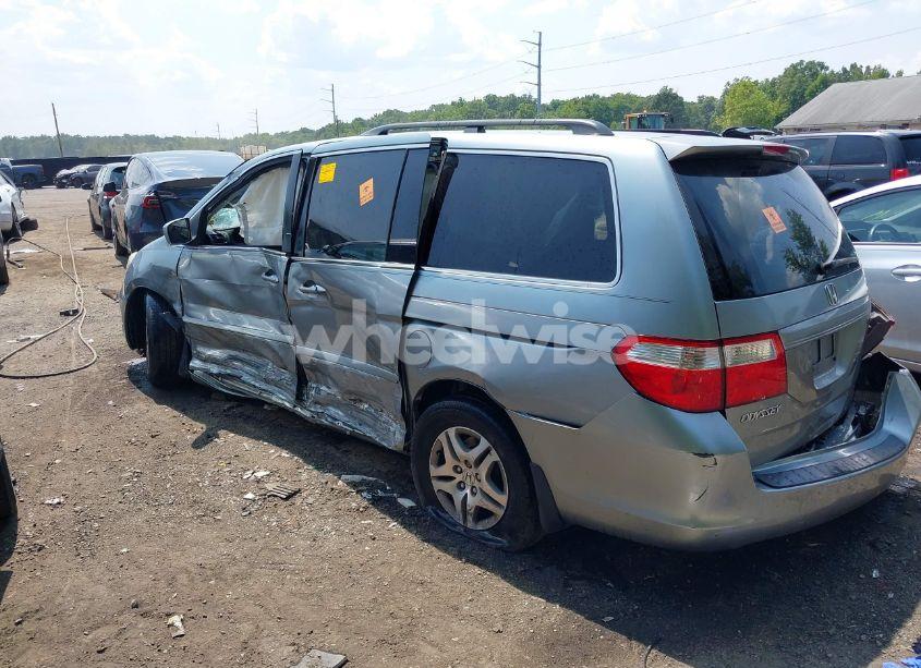 Photo 3 of 2007 Honda Odyssey EX (VIN 5FNRL38457B047012)