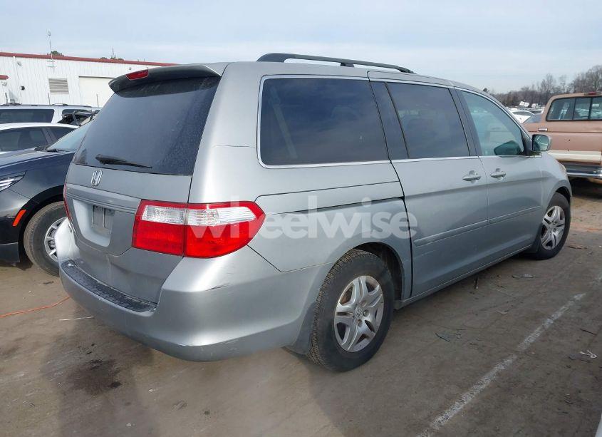Photo 4 of 2007 Honda Odyssey EX (VIN 5FNRL38457B047480)