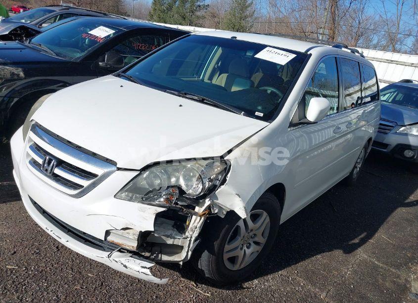 Photo 2 of 2007 Honda Odyssey EX (VIN 5FNRL38457B098686)