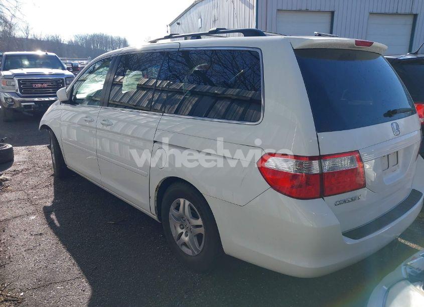 Photo 3 of 2007 Honda Odyssey EX (VIN 5FNRL38457B098686)