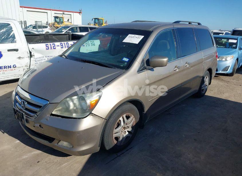 Photo 2 of 2007 Honda Odyssey EX (VIN 5FNRL38457B417617)