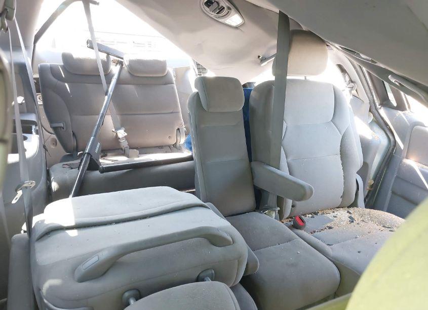 Photo 8 of 2008 Honda Odyssey EX (VIN 5FNRL38458B041132)