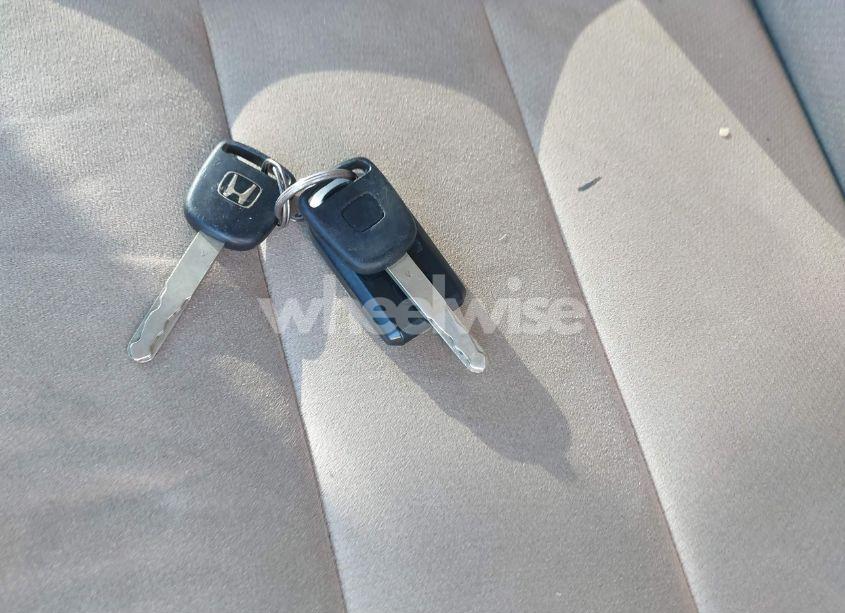 Photo 11 of 2005 Honda Odyssey EX (VIN 5FNRL38465B404047)