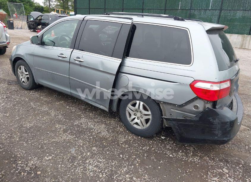 Photo 3 of 2006 Honda Odyssey EX (VIN 5FNRL38466B064187)