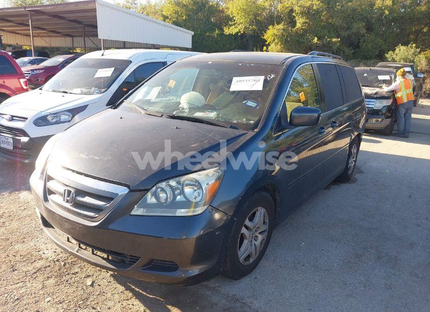 Photo 2 of 2006 Honda Odyssey EX (VIN 5FNRL38466B090451)