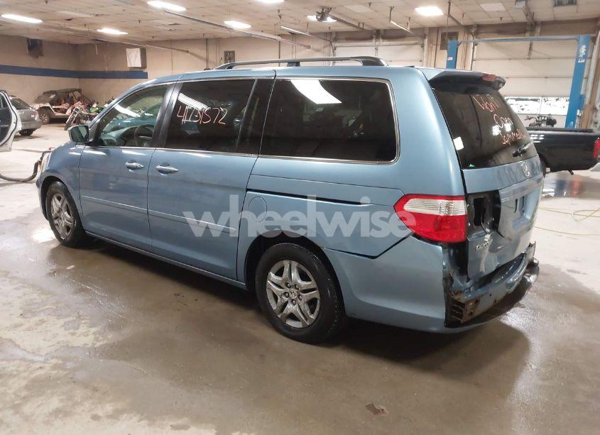 Photo 3 of 2006 Honda Odyssey EX (VIN 5FNRL38466B123206)