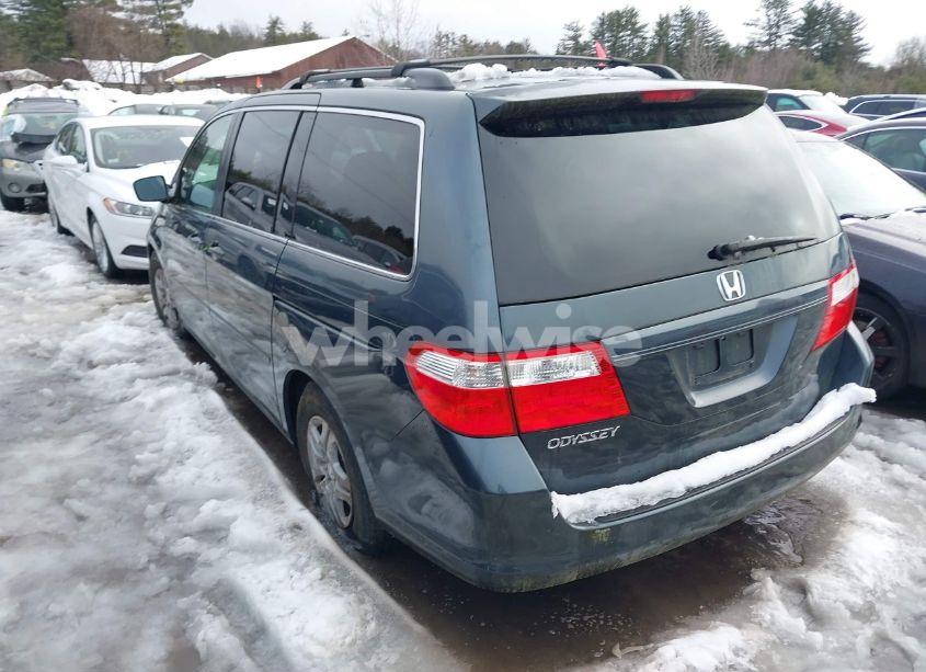 Photo 3 of 2006 Honda Odyssey EX (VIN 5FNRL38466B433405)