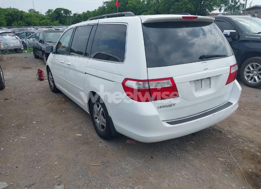 Photo 3 of 2007 Honda Odyssey EX (VIN 5FNRL38467B015508)