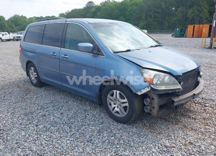 Photo 3 of 2007 Honda Odyssey EX (VIN 5FNRL38467B018506)