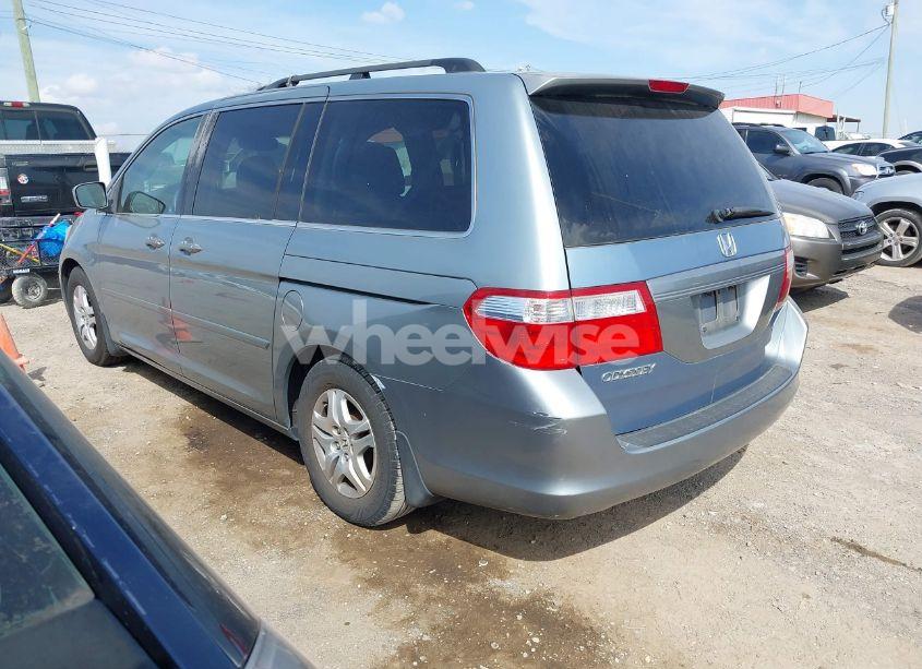 Photo 3 of 2007 Honda Odyssey EX (VIN 5FNRL38467B101305)