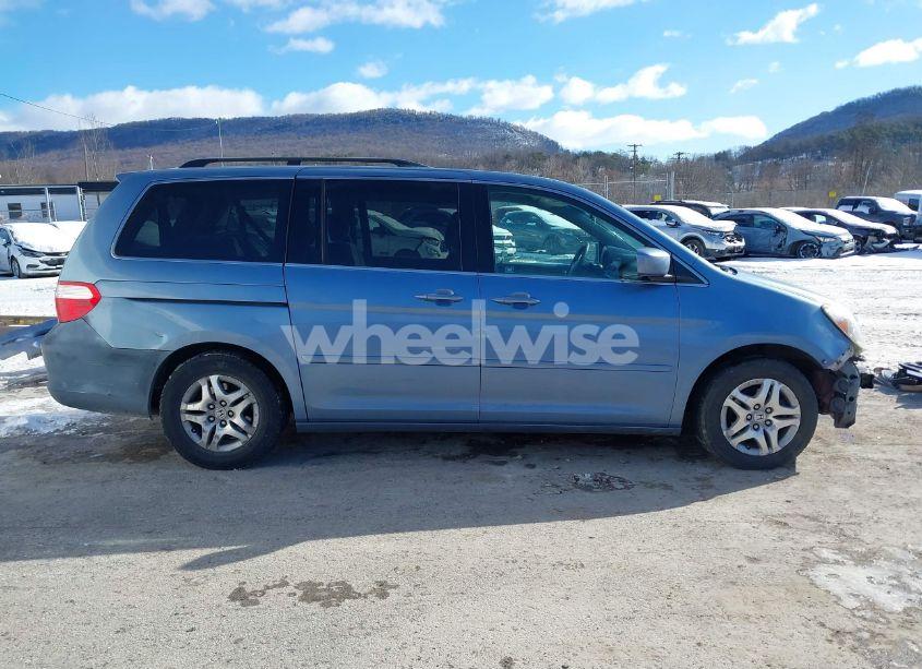 Photo 14 of 2007 Honda Odyssey EX (VIN 5FNRL38467B106469)