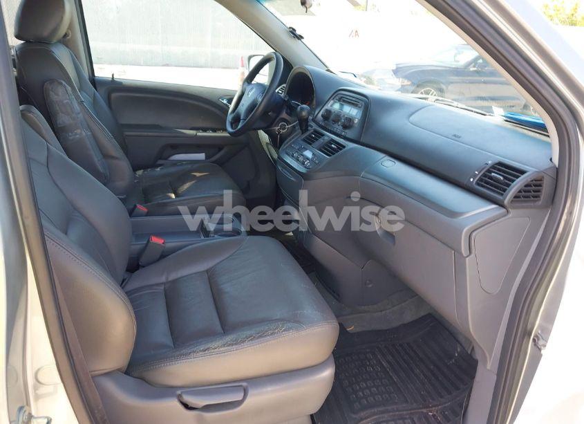 Photo 5 of 2007 Honda Odyssey EX (VIN 5FNRL38467B132814)